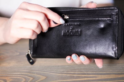Lasessor Moominmamma leather wallet, black