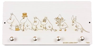 Moomin wooden hanger, Moomin Family