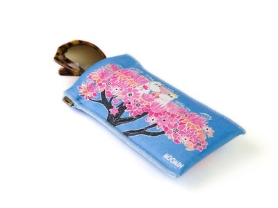 Moomin soft Sunglasses / glasses case, Moomin on the tree