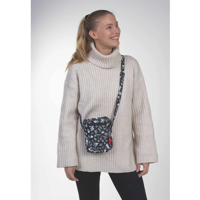 Lasessor Muumi Olkalaukku/Puhelinpussukka &ndash; Garden Black (Kierr&auml;tysmateriaali)