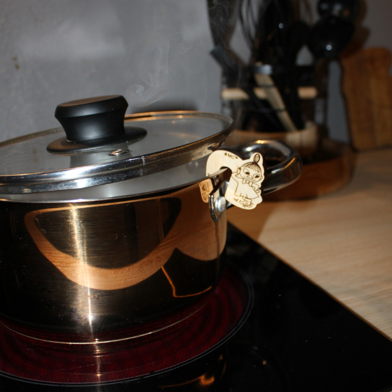 Moomin pot watcher, Stinky