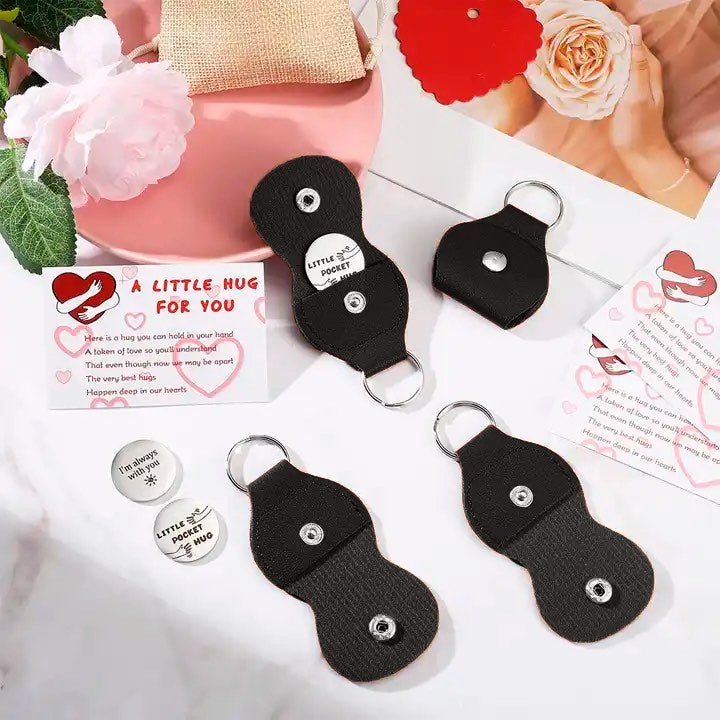 Little pocket hug keychain accessory, 
